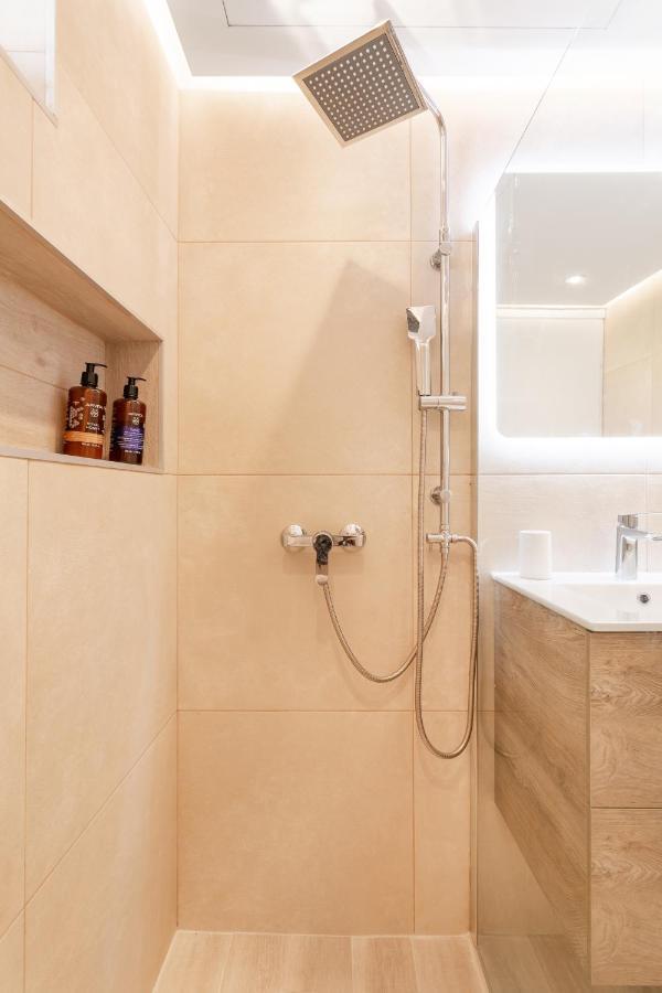 Del Mar Luxury Apartment 30M From The Beach Pórto Ráfti Zewnętrze zdjęcie